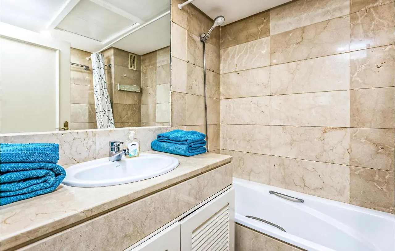 1 Bedroom Cozy Apartment In Marbella