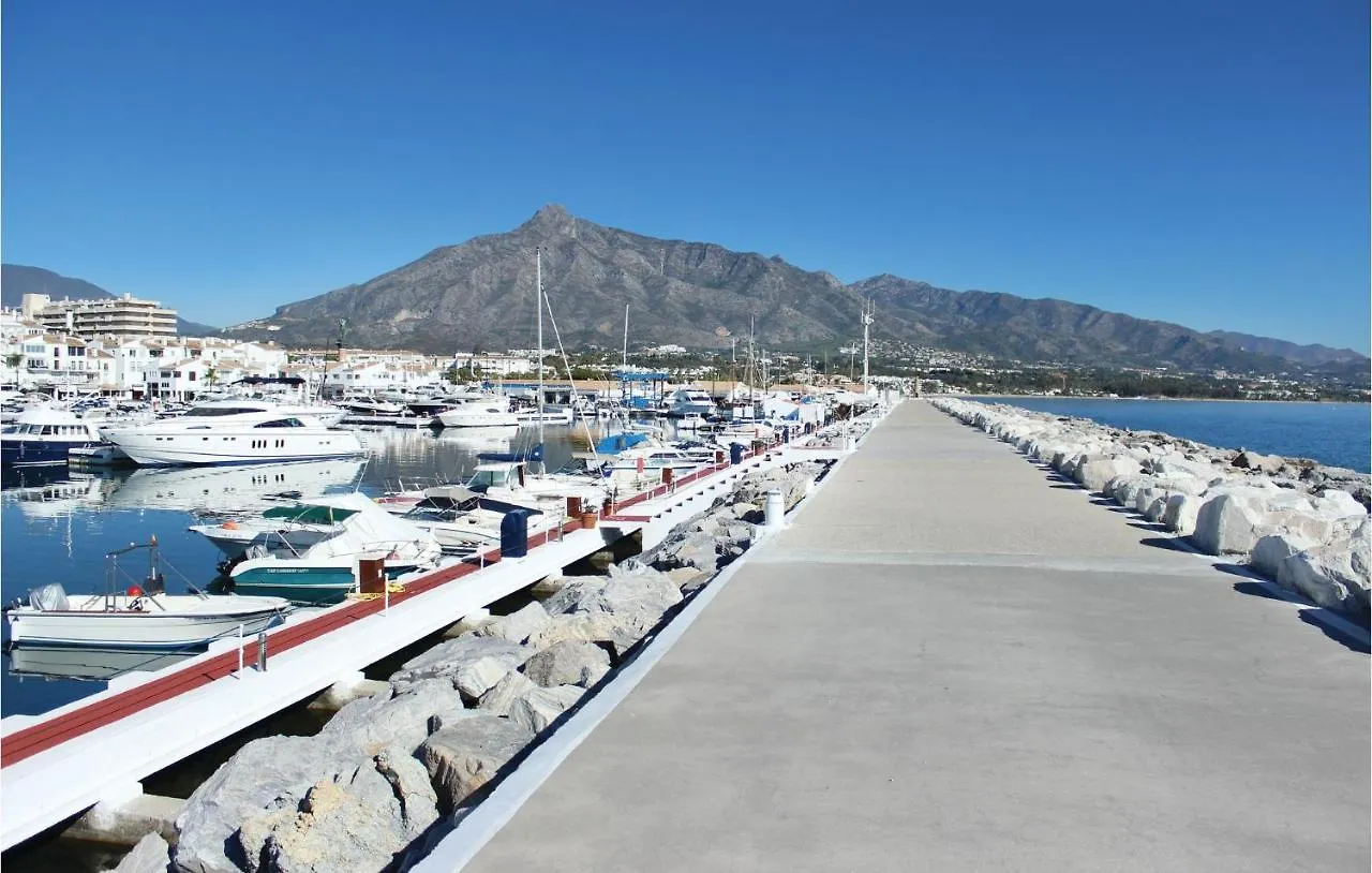 1 Bedroom Cozy Apartment In Marbella Spain
